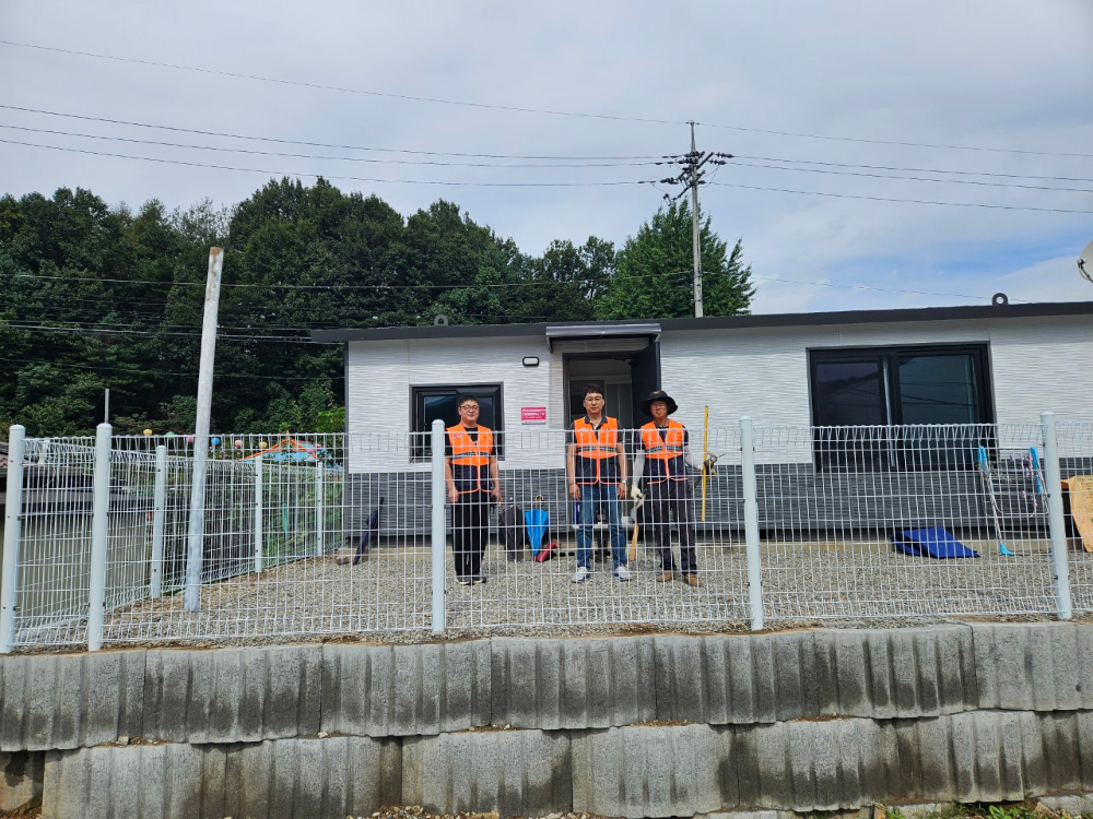 25.9.22.펜스설치봉사2.jpg