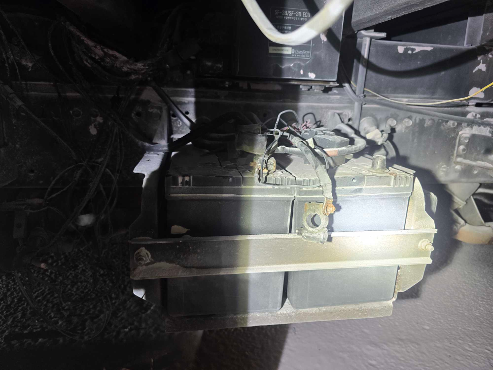 (1906)동해 부곡동 차량화재(스파크).jpg