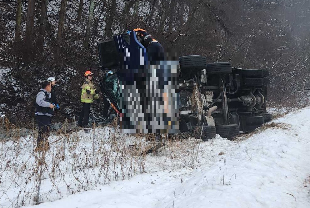 (0757)홍천 내촌면 교통사고 현장활동 사진.jpg