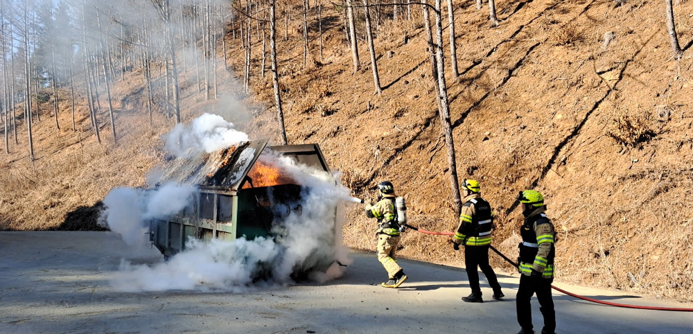 1455 홍천 하오안리 폐기물 파쇄작업장 화재.jpg