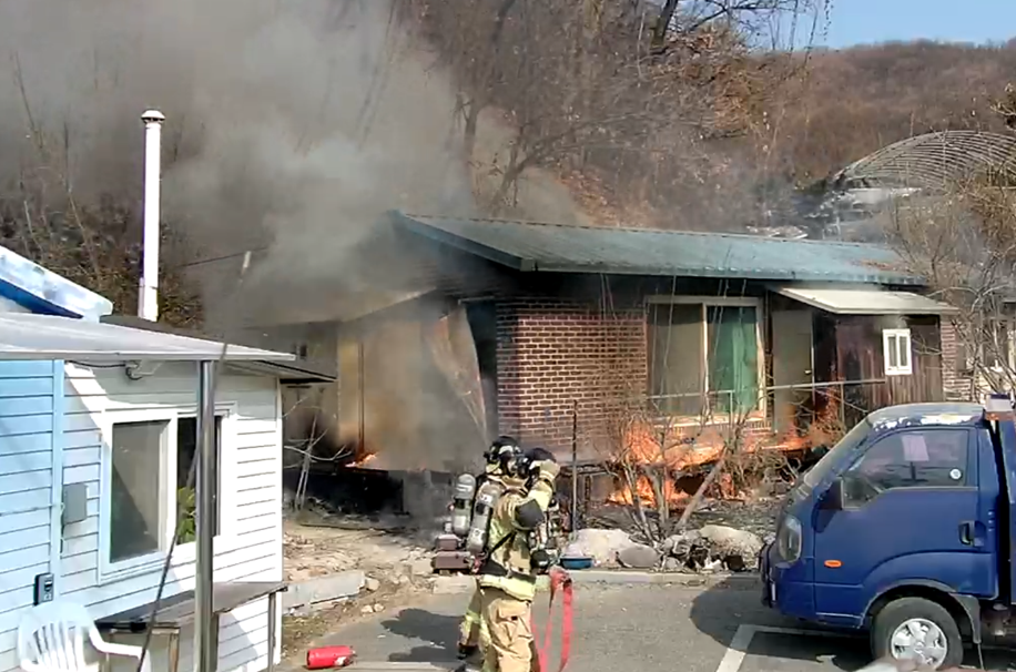 1050 원주 건물 화재.png