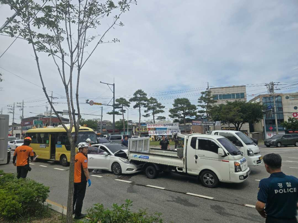 1448 원주 4중 추돌사고.jpg