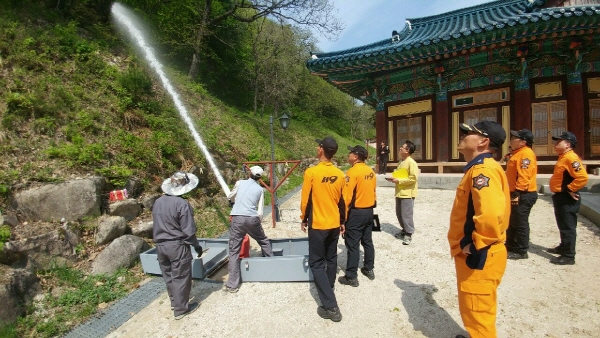 170425_속초소방서,석가탄신일_대비_문화재_합동점검.jpg
