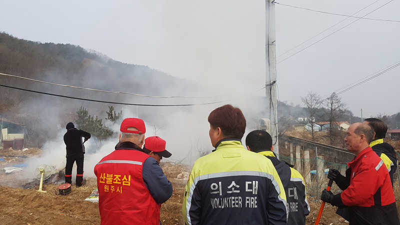 흥업남성대_산불예방활동1.jpg