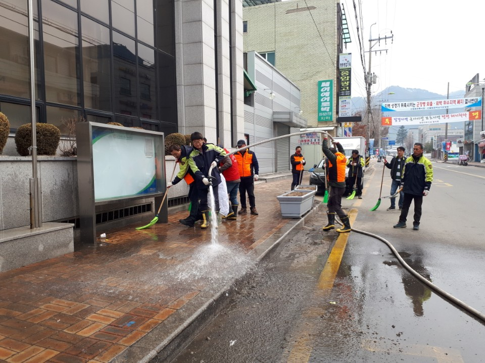 봄맞이_환경정리.jpg