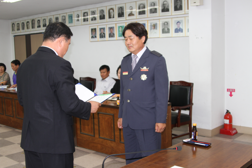 위촉장수여2.jpg