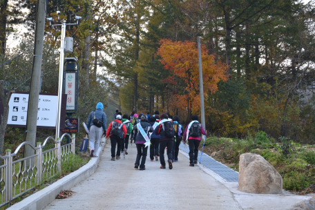 2012년 가을철 산악사고예방 및 태백산정화 캠페인 실시